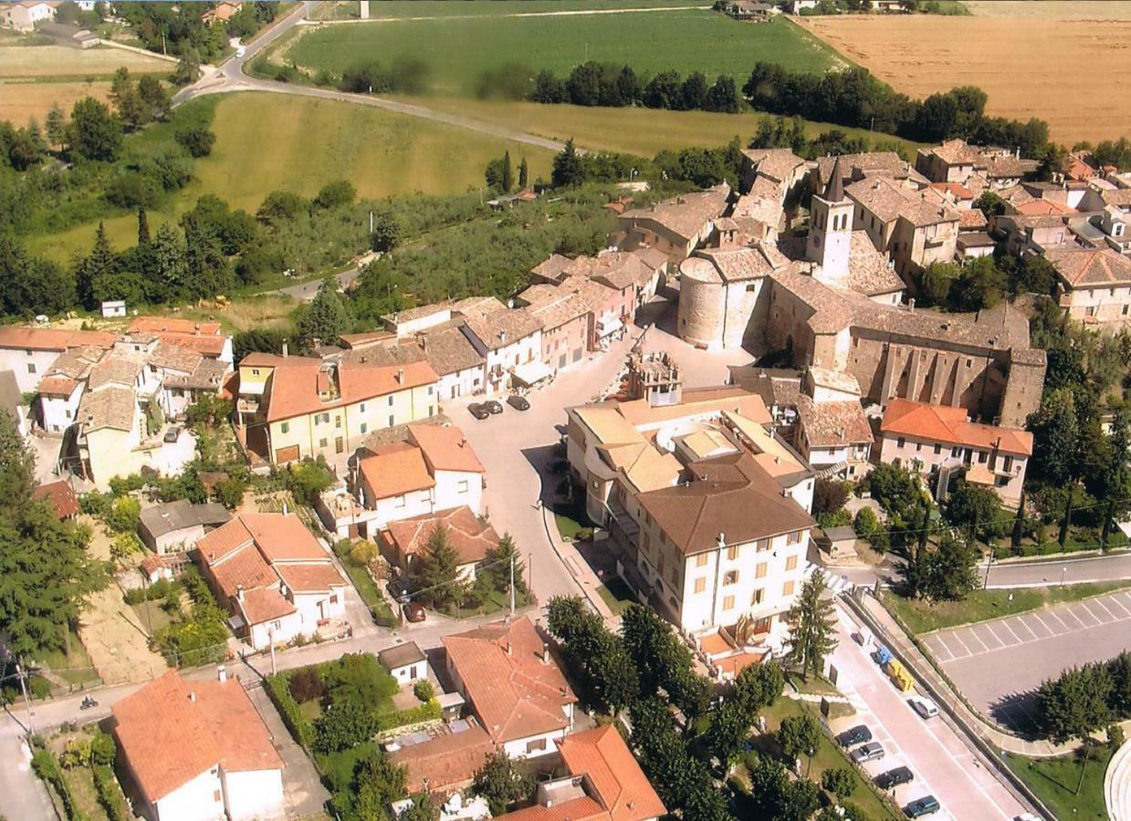 Angolo Del Gelsomino Castel Ritaldi Dış mekan fotoğraf