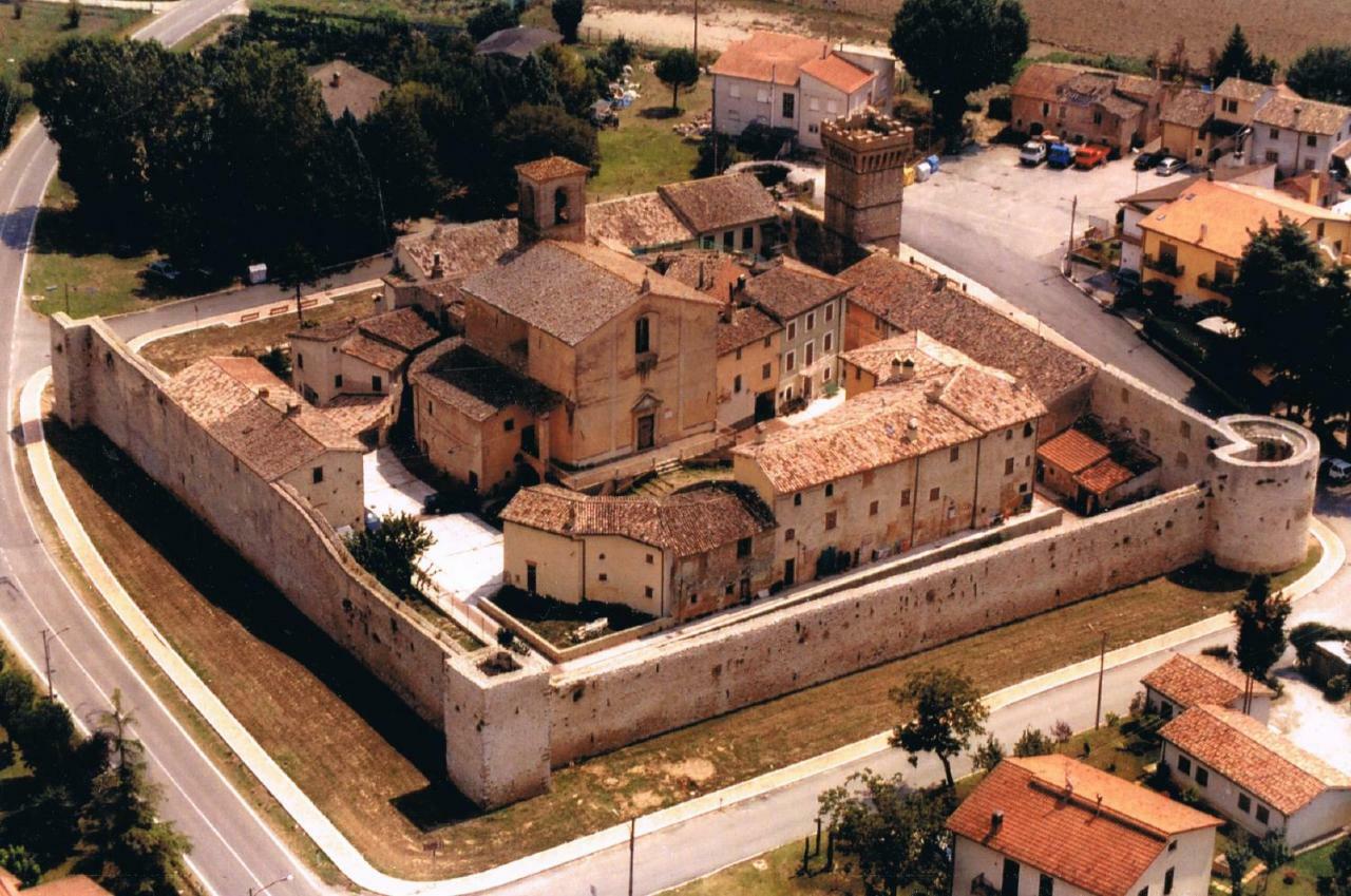 Angolo Del Gelsomino Castel Ritaldi Dış mekan fotoğraf